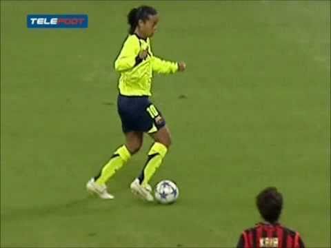 Ronaldinho Skills VS Milan