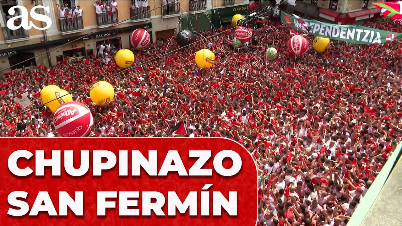 REINVINDICATIVO CHUPINAZO de los SANFERMINES 2025 en PAMPLONA
