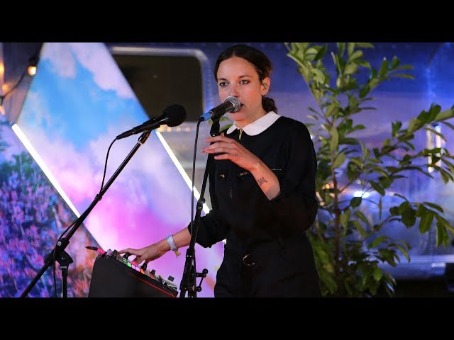 Conoce al artista musical Jain y su increíble trayectoria 