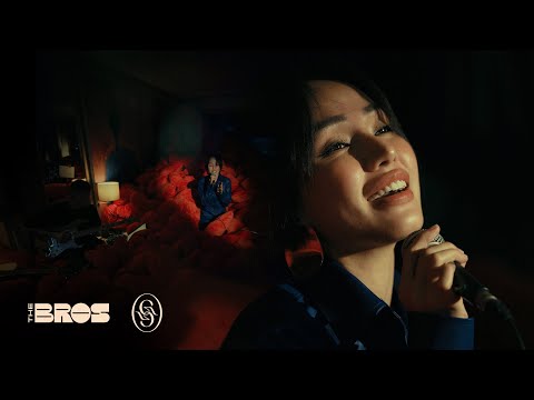VỪA ĐI VỪA KHÓC - GIGI HƯƠNG GIANG | THE RECORD #3 (LIVE SESSION)
