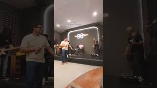 i hate my self for loving you - Joan Jett &amp; The Blackheart (Cover) #rock #80smusic