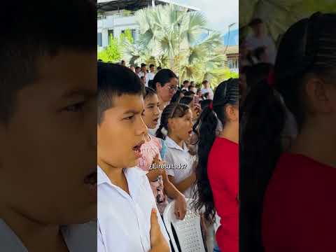 ✨ Transformamos aulas rurales en centros de innovación.