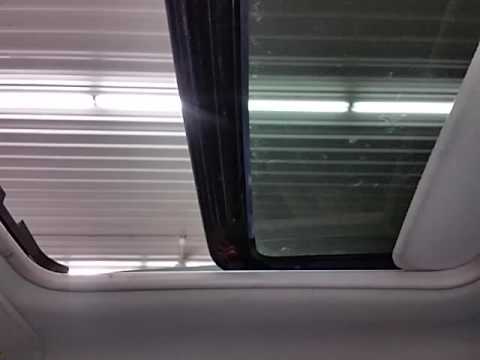 CP1129 - 2006 Ford Escape XLT - Power Sunroof