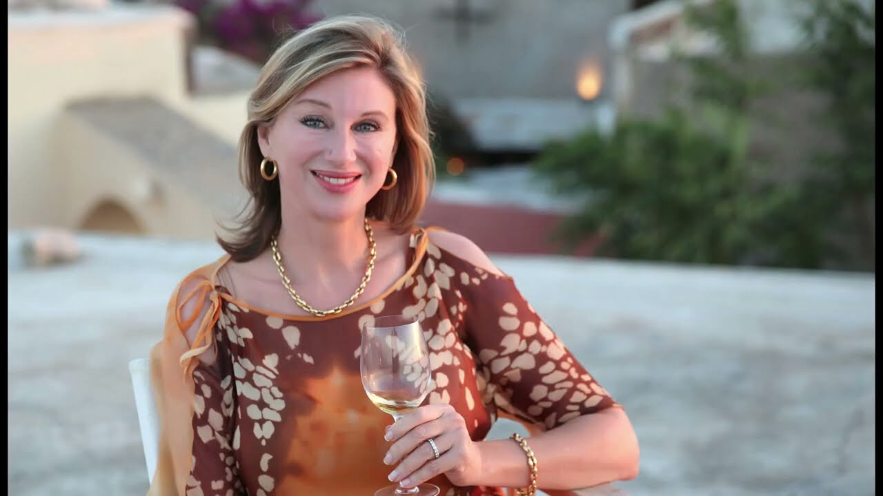 Cathay Pacific First and Business Class Lounge thumbnail