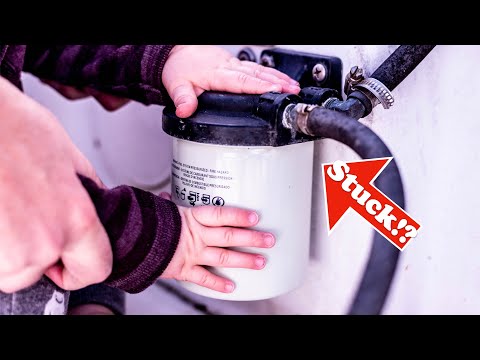 How to "Un Stuck" a cylinder on a boat | Changing out a fuel water separator filter outboard