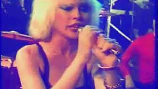 Blondie - Living in the real world [1979] wmv bluescreen
