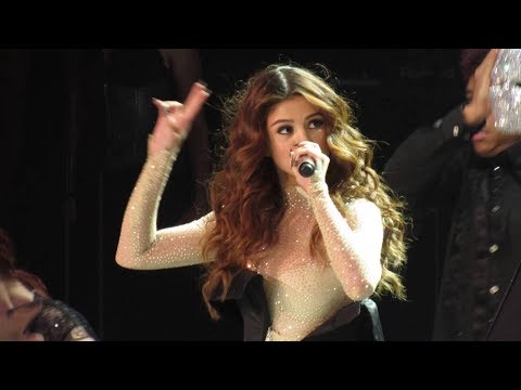 Selena Gomez - Revival Concert (Full performance)