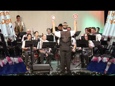 Vaška godba Vuzenica - Praznični kolaž