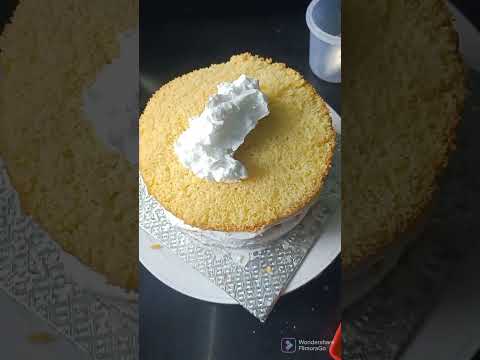 almond cake filling and finishing 🧁🎂in bakery style #trending #viral #shorts