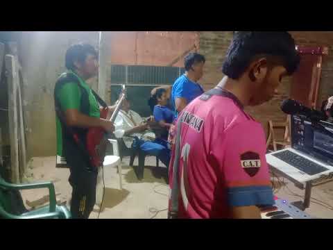 Grupo musical Pueblo de Dios de salta actúando en pampa del indio chaco 