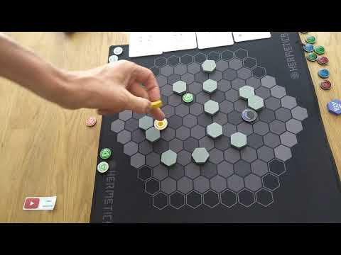 Hermetica - the Greek themed game of conquer vs. defensive blocking