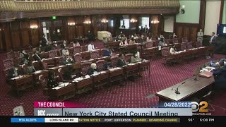 City Council tweaks, delays new salary transparency law