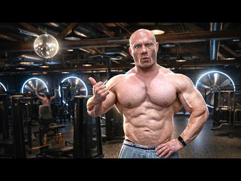 @RenaissancePeriodization - "This Gym Is a Nightclub… and It’s Unreal"