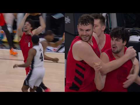 Deni Avdija held back from De'Aaron Fox after hit to ground 