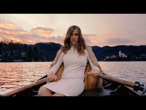 Klemen Slakonja as First Lady Melania Trump - sLOVEnia speech
