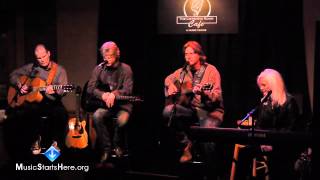 Hit Songwriter Billy Dean Performs &quot;Somewhere In My Broken Heart&quot;