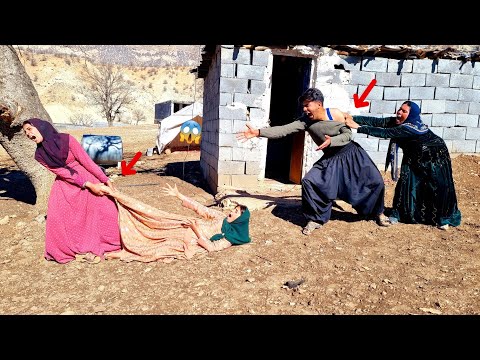 The first wife's mother returns home and Omid gets involved with her.