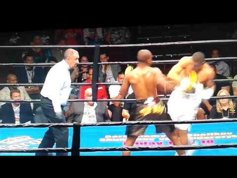 Thomas "TopDog" Williams TKO Over Humberto Saligne