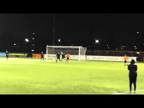 12 jan 2016 VV De Meern C2 - VV De Meern D1 vriendsch 6-2 Doelpunt Charmant, assist Faas (6-2)
