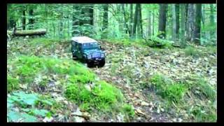 preview picture of video 'rc Defender 110 - First test run: forest'