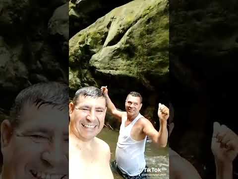 Ginebra Valle Colombia puente piedra