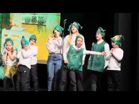 Dečiji hor "Piccolo" - "Bun Bun Bundevice"