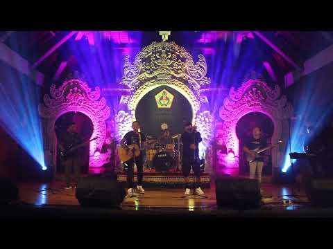 semakin dekat semakin sayang (cover xxx bali)