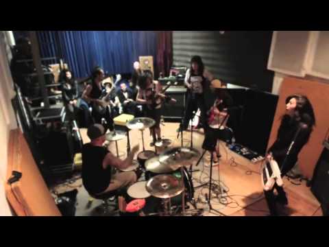 Basement Apes Live Episode 4 - Electrik Dynamite