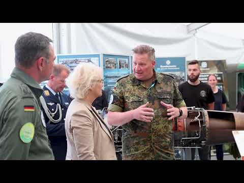 ILA 2022: Besuch Christine Lambrecht, Bundesministerin der Verteidigung