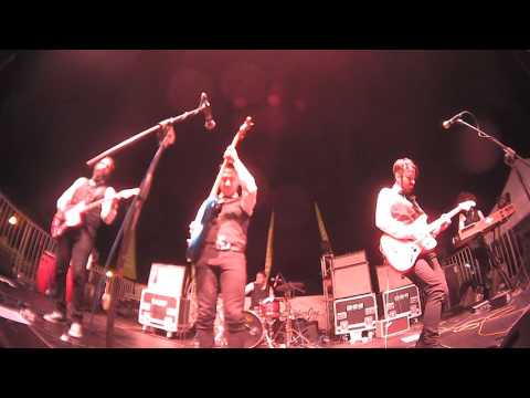 Twin Tones en vivo - Surfer Joe ( Livorno Italia)