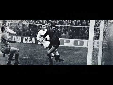 1972. "Гурник" - "Динамо" (Киев) 2:1. Два обзора с комментариями интересных моментов встречи.