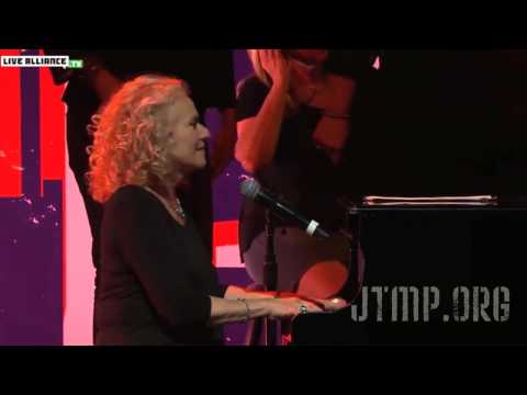 ボストン・ストロング - キャロル・キング & ジェームズ・テイラー - "Sweet Seasons" - LIVE (Boston Strong - Carole King & James Taylor - "Sweet Seasons" - LIVE)
