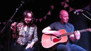 Echobelly (acoustic) - Bulldog Baby (Surya, London, 12/06/2013)