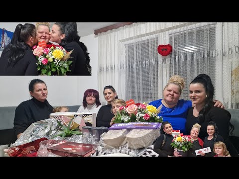 🎁 Svekrvin dan za pamćenje – pokloni, suze radosnice i ljubav na okupu sa porodicom😥
