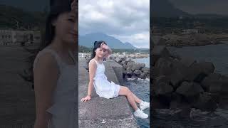 Download lagu Rok nya ketiup angin mbak😅 #shortsfeed #shorts mp3