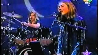 Hanson sing &quot;Weird&quot; on Late Night 1998