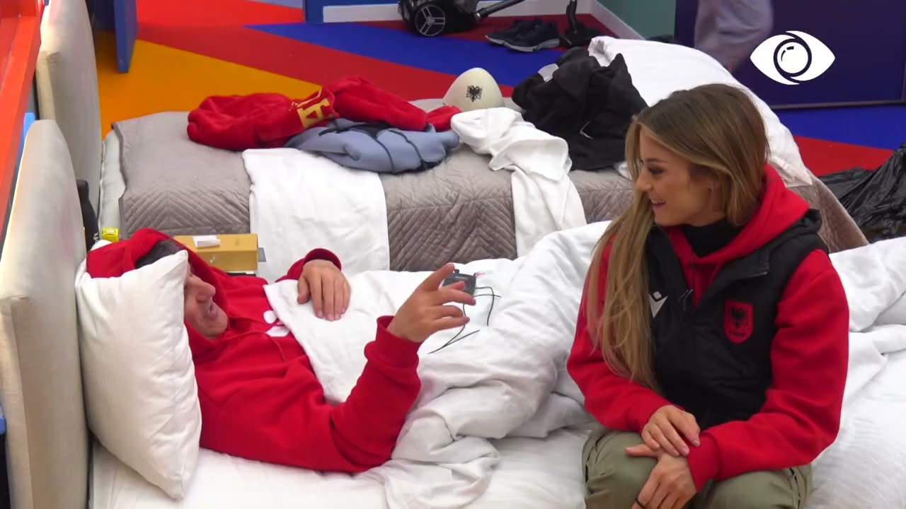 Kushedi sa lajmi është bërë jashtë/ Bledi përqafon Nitën