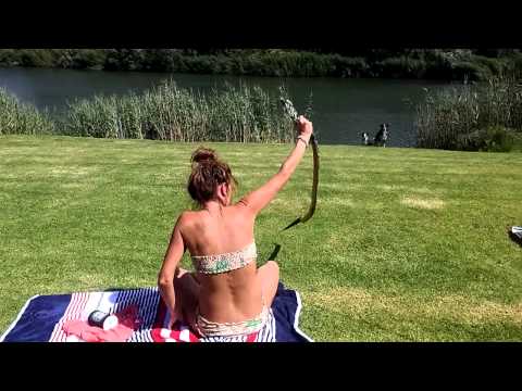 South African girl catch a cobra!