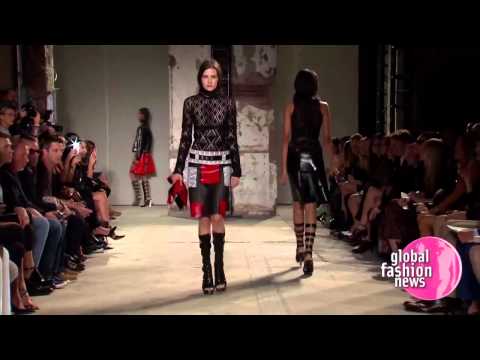 Proenza Schouler Spring / Summer 2013 Women's Runway Show | Global Fashion News