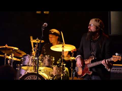 Samantha Fish Shank Hall 04/24/14 Kick Around