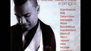 Alexandre Pires ft. SPC y Caetano Veloso - Final feliz (ao vivo)