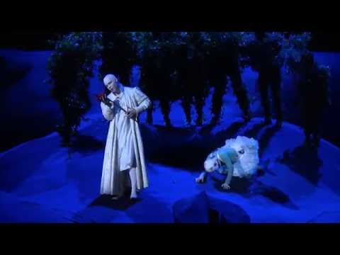 'I know a bank' from A Midsummer Night's Dream, B Britten, sung by Christopher Lowrey, countertenor