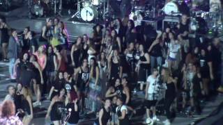 #Rockin1000 That&#39;s Live come Together