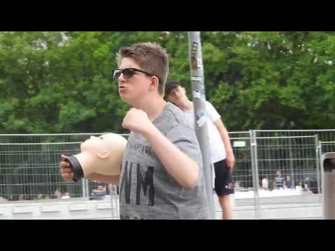 Parodie Tiffany Ufo 361