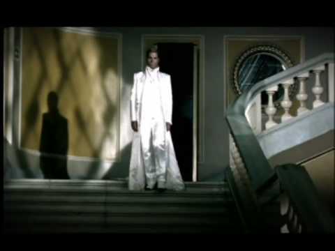 Muera el Amor Impresionante video musical con Daniel Derio con el regreso de Lucia Mendez.
