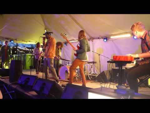 Koi Child - [Complete Set] (SXSW 2017) HD