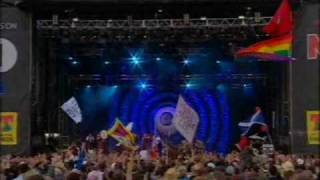 The Yeah Yeah yeahs: Skeletons Live @ T in the Park 2009