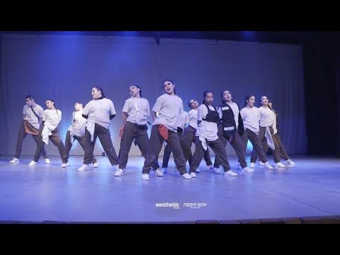 Latin Crew || Exhibición || Front Row Small Crew