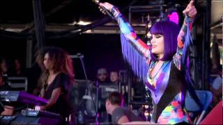 Jessie J - Stand Up (Live V Festival 2011)