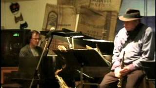 Jim plays his Blues soprano sax at Ruthie`s Cafe Oakland Berkeley jazz
